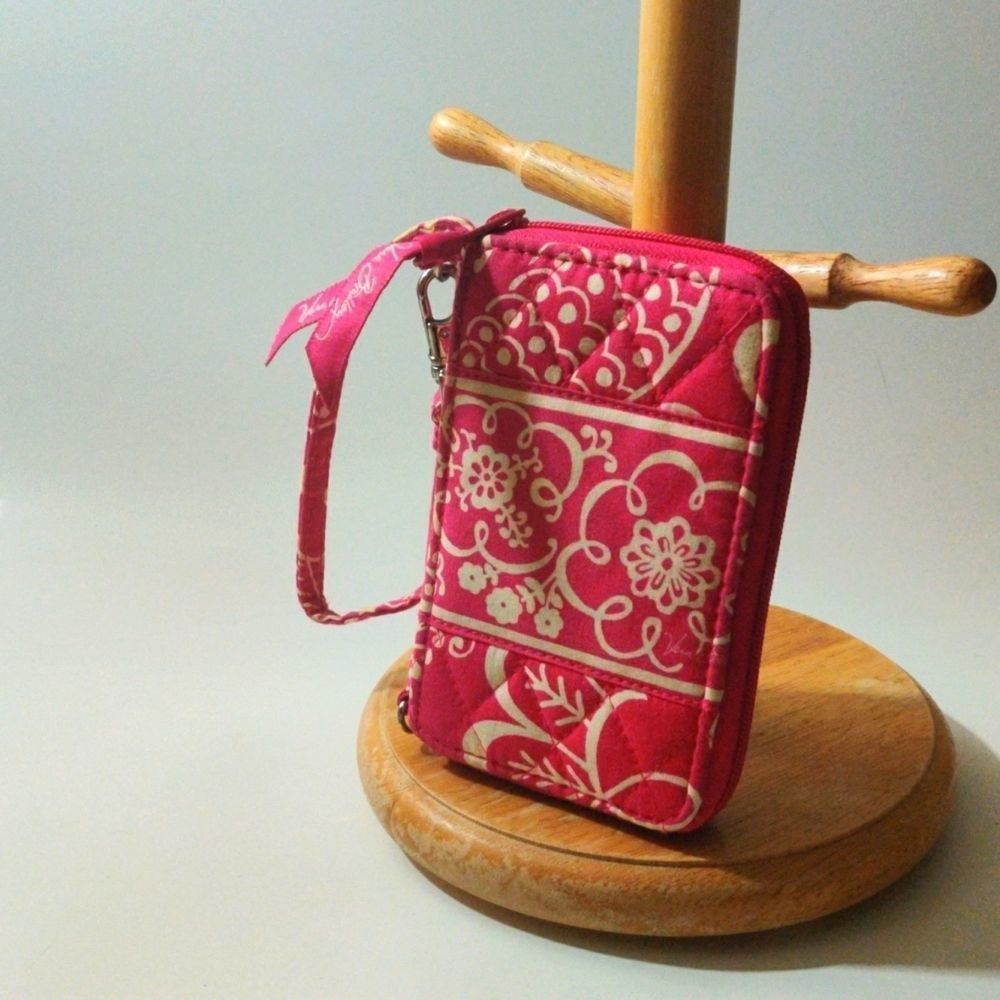 Vera Bradley Pink and White Wallet with Wristlet Strap‎
